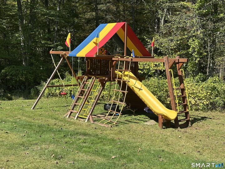 Property Photo: 6 Katrina Circle CT 06801