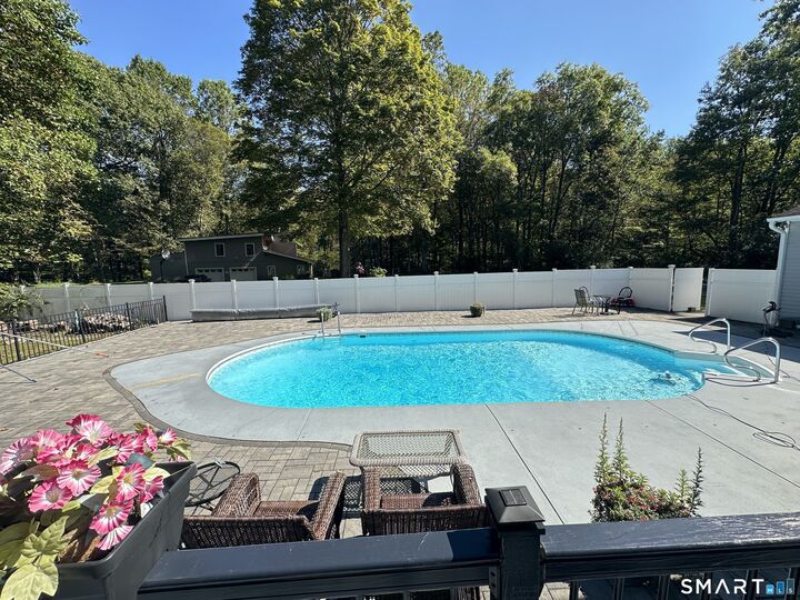 Property Photo:  6 Katrina Circle  CT 06801 