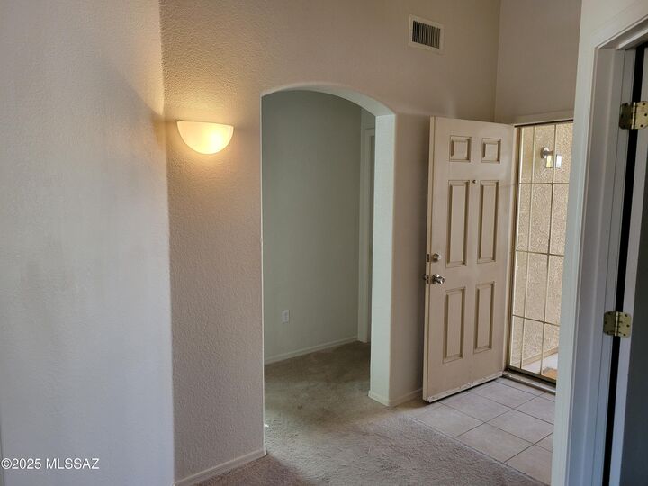 Property Photo: 7395 S River Willow Drive AZ 85747