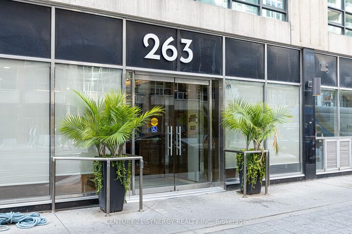 Property Photo:  263 Wellington Street W 306  ON M5V 3E6 