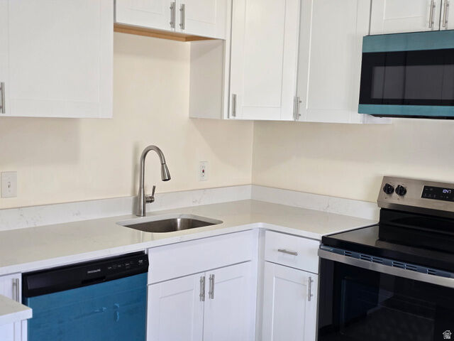 Property Photo: 946 S Navajo St S UT 84104