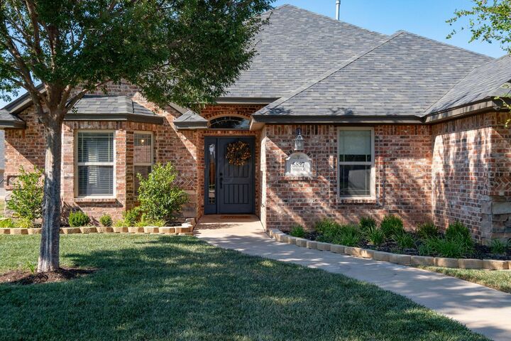 Property Photo:  6827 Marika Circle  TX 79124-2730 