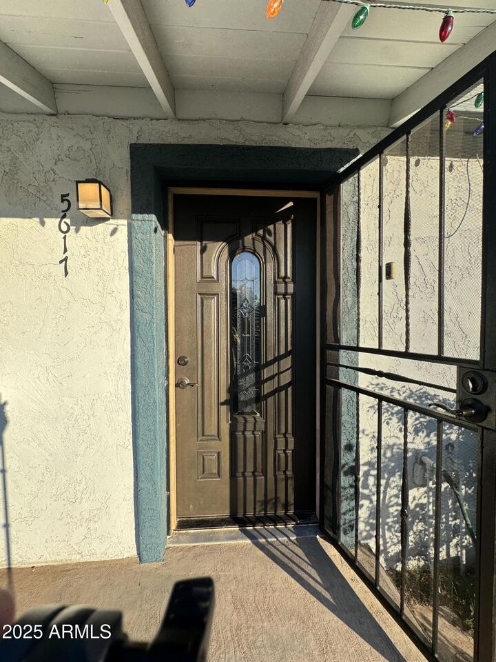 Property Photo:  5617 N 38th Drive  AZ 85019 