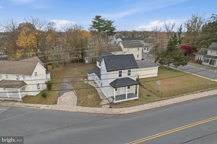 Property Photo:  509 SE 2nd Street  DE 19963 