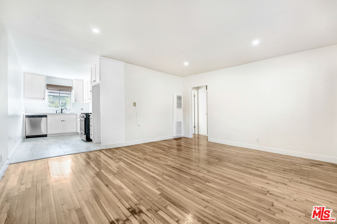 Property Photo:  1908 12th Street  CA 90404 