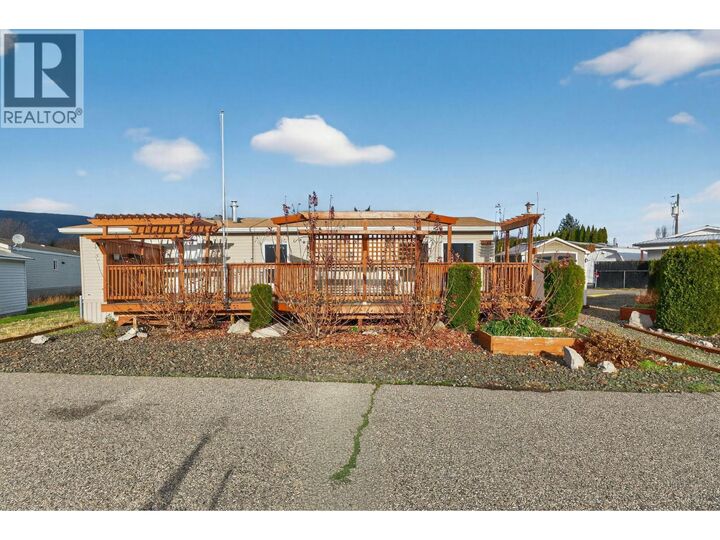 Property Photo:  2035 Boucherie Road 125  BC V4T 2T9 