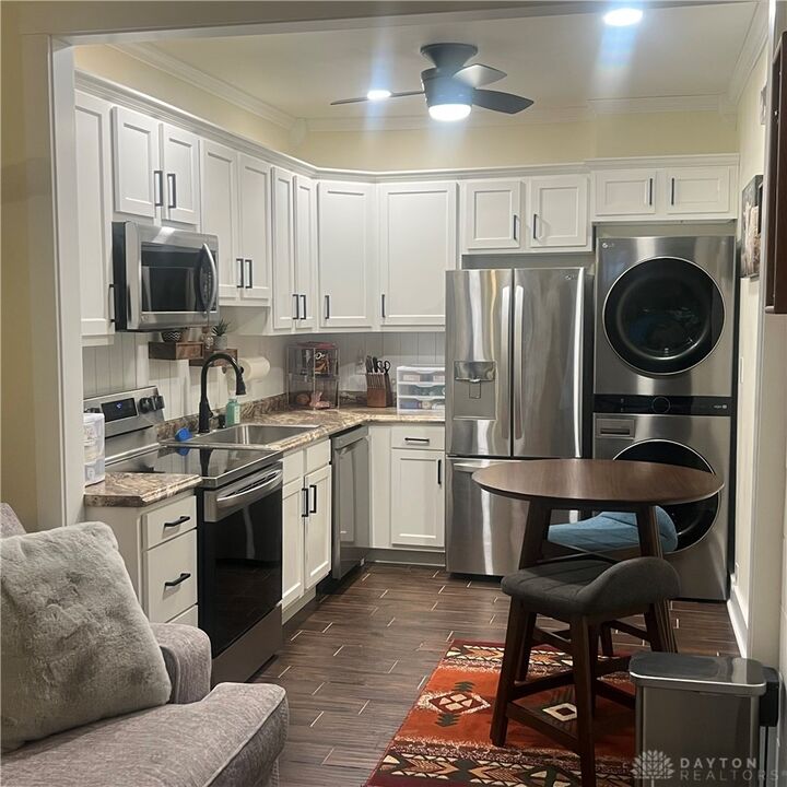 Property Photo:  1621 Morgan Street  OH 45503 