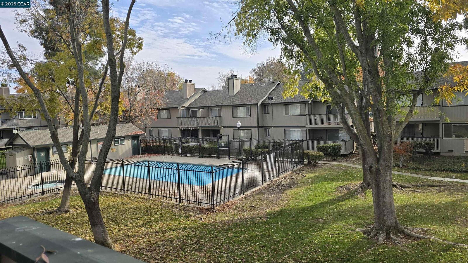 Property Photo:  1123 Chadwick Cir  CA 94565 