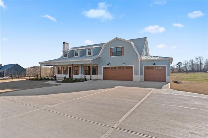 Property Photo:  1237 Morgan Road  GA 30110 