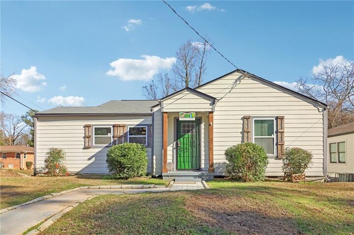 Property Photo:  210 Chicamauga Avenue SW  GA 30314 