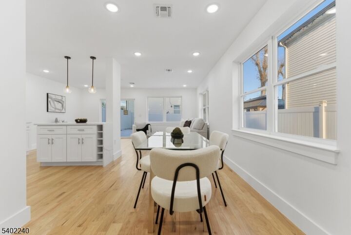 Property Photo:  914 Bower St  NJ 07036 