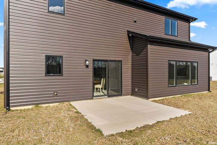 Property Photo: 805 Zenos Boulevard IN 46818