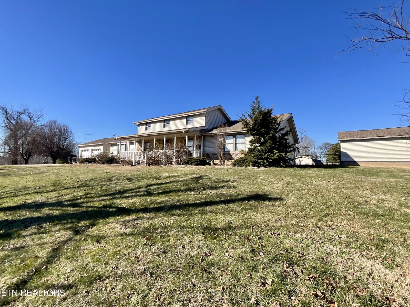 Property Photo: 627 E Copeland Drive TN 37849
