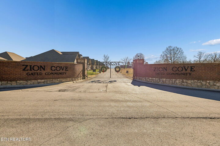 Property Photo:  219 Lake View Point  TN 37329 