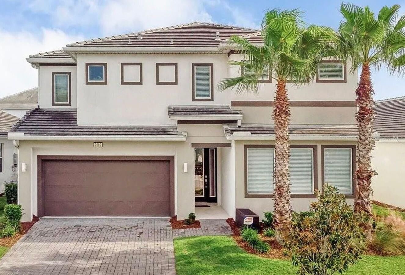 Property Photo: 2682 Calistoga Avenue FL 34741