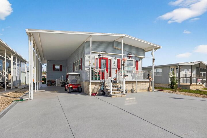 Property Photo:  35051 Condominium Boulevard  FL 33541 