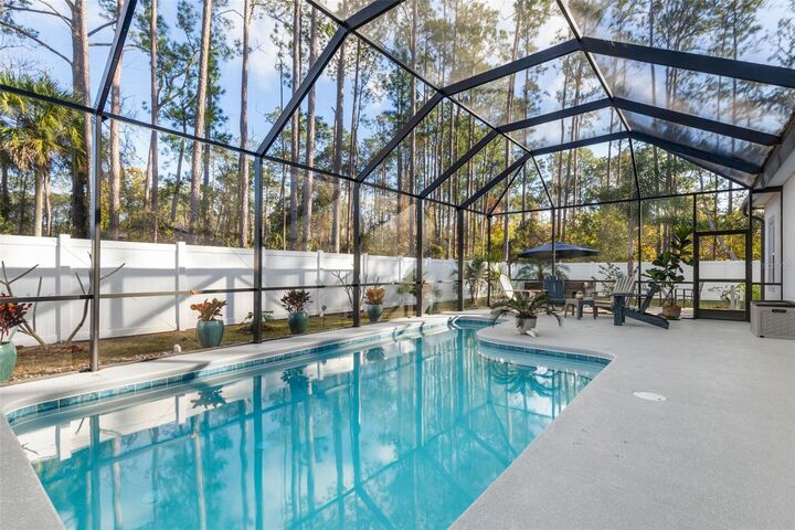 Property Photo:  1 Essex Place  FL 32164 