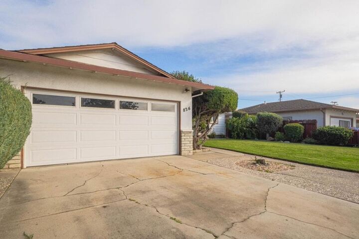 Property Photo:  826 Central Avenue  CA 93901 