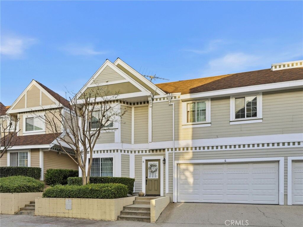 Property Photo:  13750 Hubbard Unit 6  CA 91342 