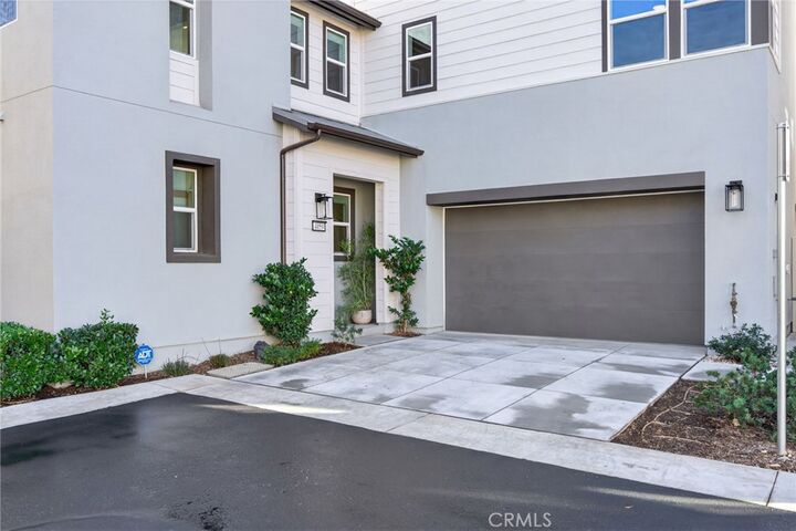 Property Photo: 4059 Pomelo Drive CA 92883