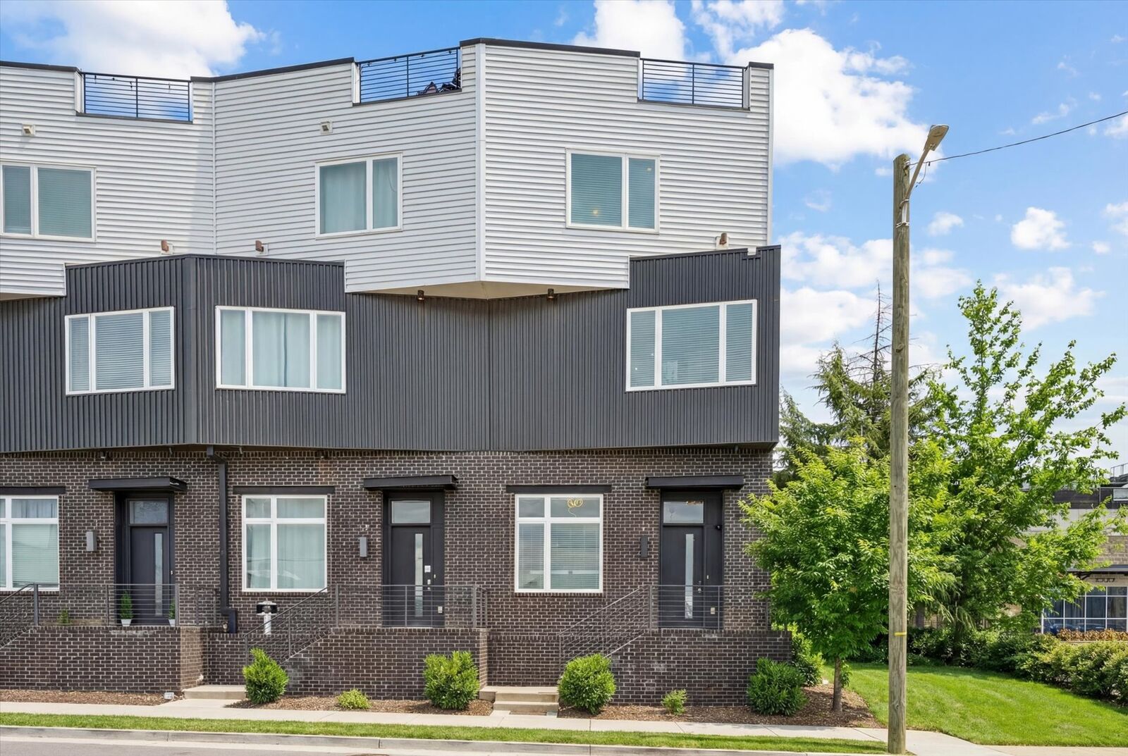 Property Photo:  2910 Felicia St 1  TN 37209 