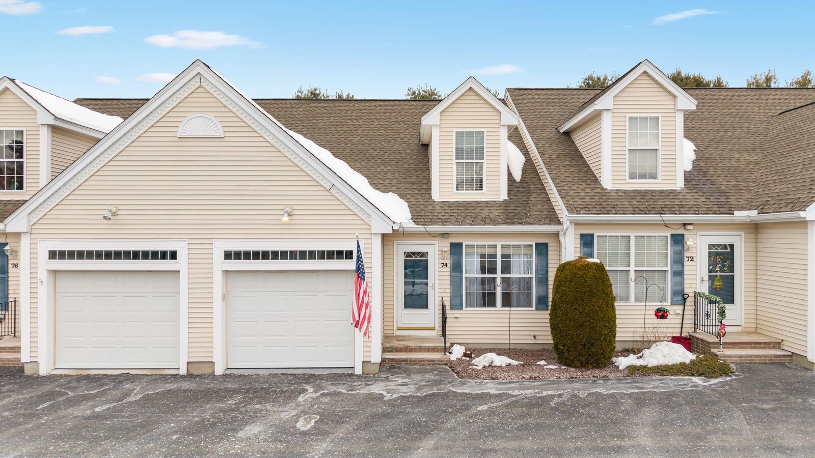 Property Photo:  74 Pleasant Street  NH 03087 