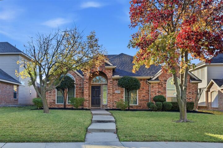 Property Photo: 4552 Winding Wood Trail TX 75024