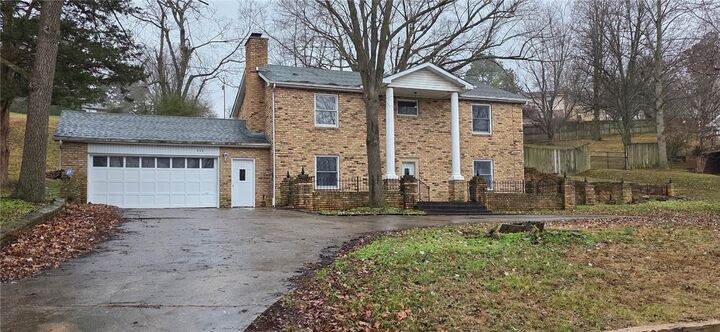 Property Photo:  804 Smith Drive  AR 72601 