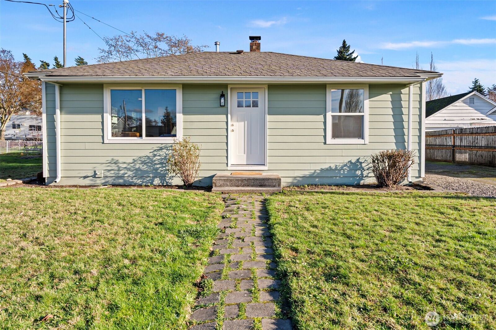 Property Photo: 3238 Robin Avenue WA 98310