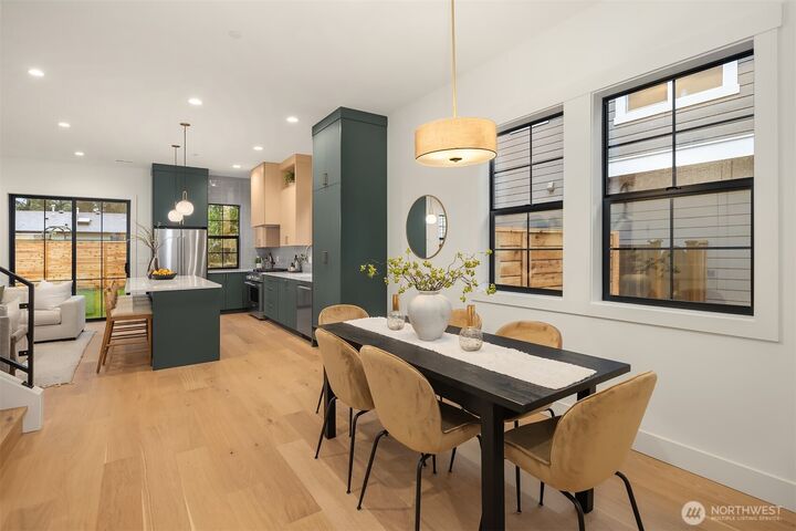 Property Photo: 891 166th Avenue NE WA 98008