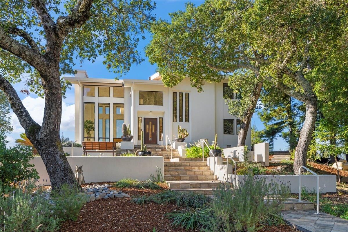 Property Photo:  7 North Name Road  CA 95033 