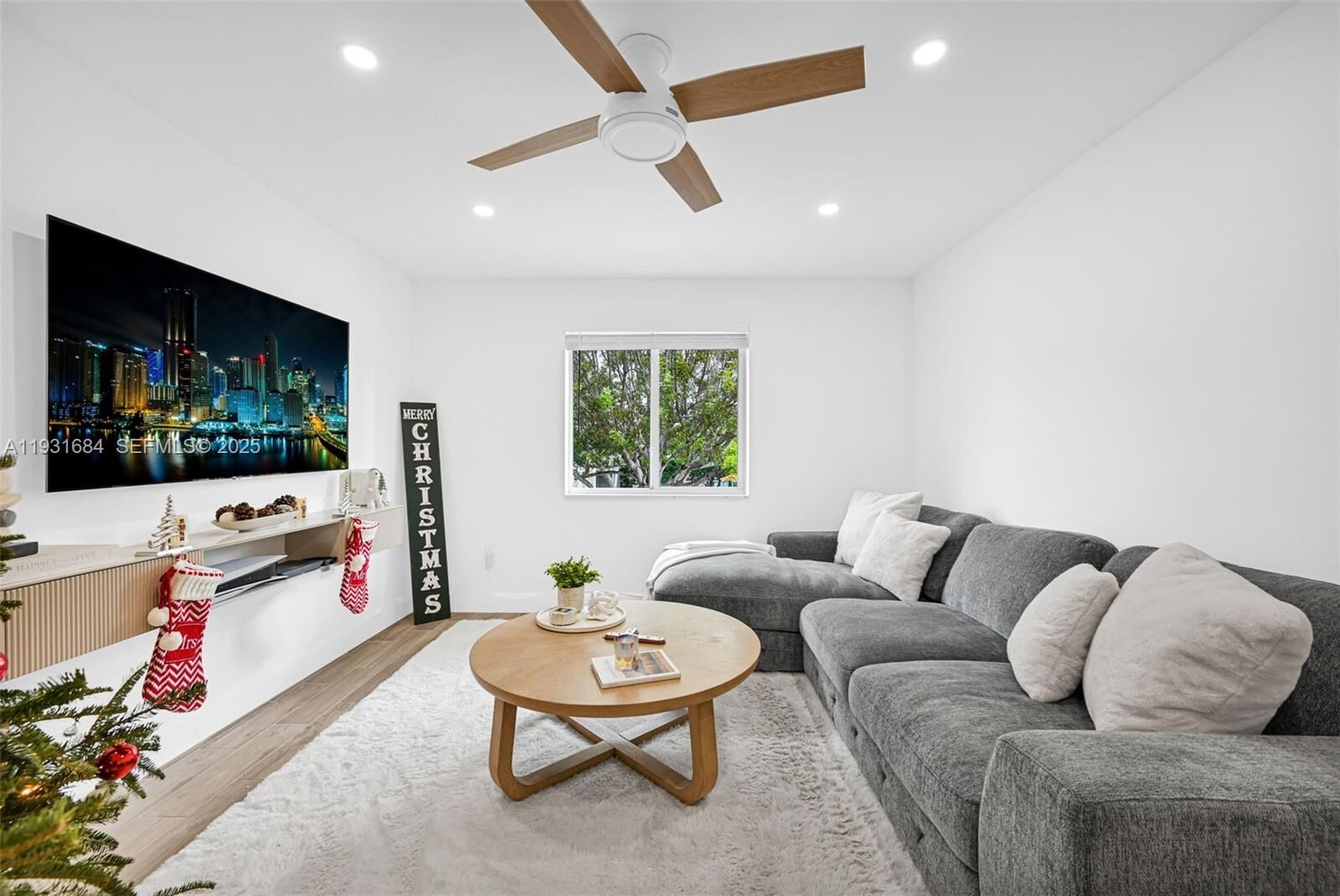 Property Photo:  8609 SW 68th Ct 24  FL 33156 
