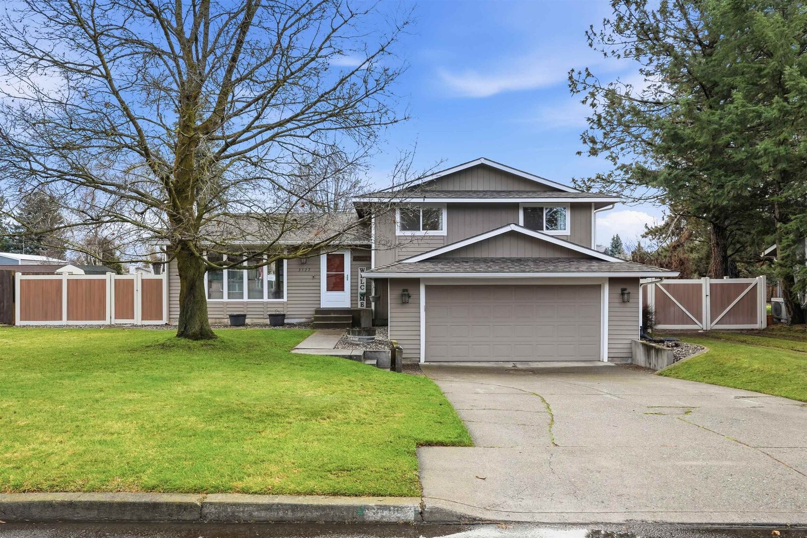 Property Photo: 3527 S Bowdish Rd WA 99206