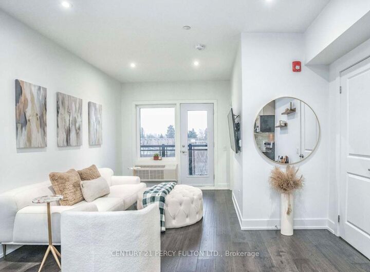 Property Photo:  310 Broadway Avenue 203  ON L9W 1L3 