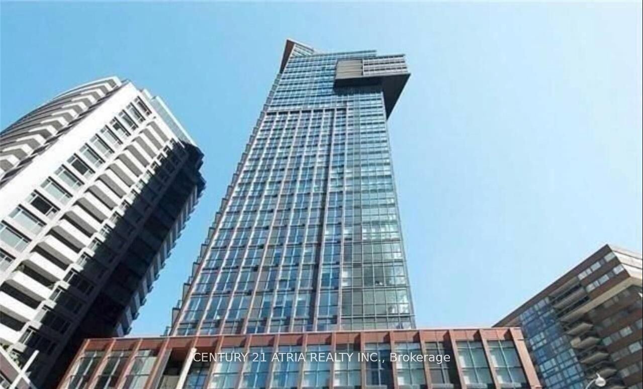 Property Photo:  32 Davenport Road 3002  ON M5R 0B5 