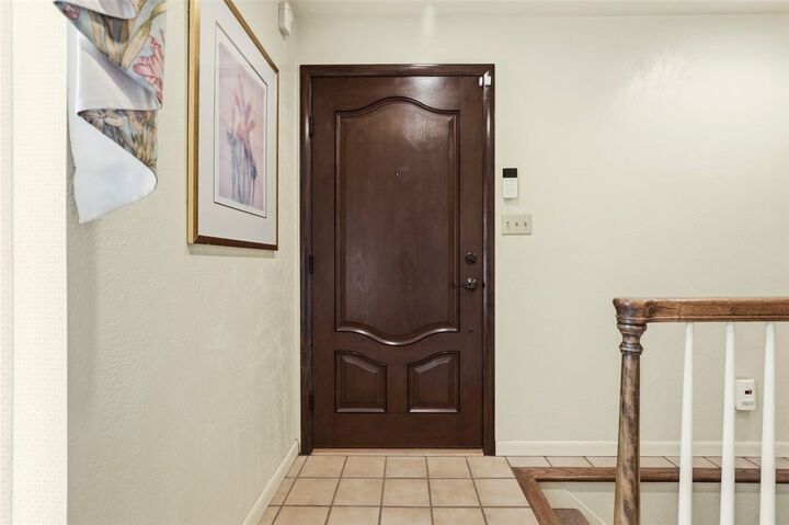 Property Photo: 283 McKim Drive PA 15239