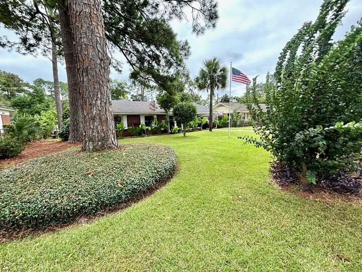 Property Photo:  2212 Pembroke Drive  GA 31707 