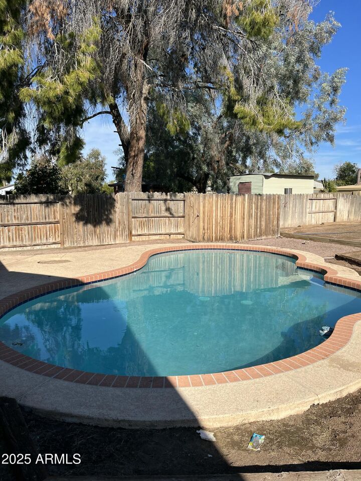 Property Photo:  505 N Laveen Drive  AZ 85226 