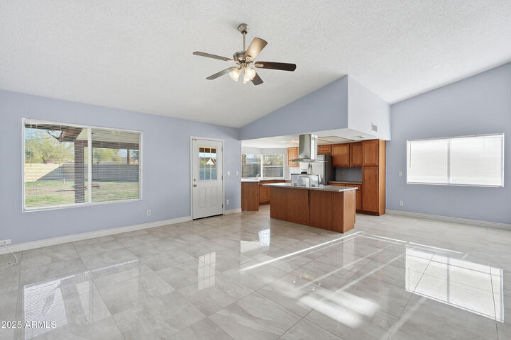 Property Photo: 17853 N 43rd Drive AZ 85308
