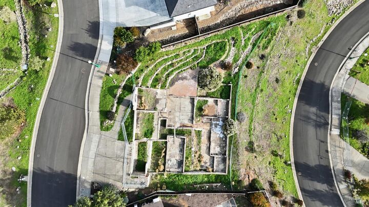 Property Photo:  3658 Bellagio Court  CA 95404 