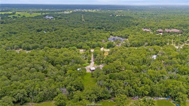 Property Photo:  5846 Thousand Oaks Road  TX 77845 