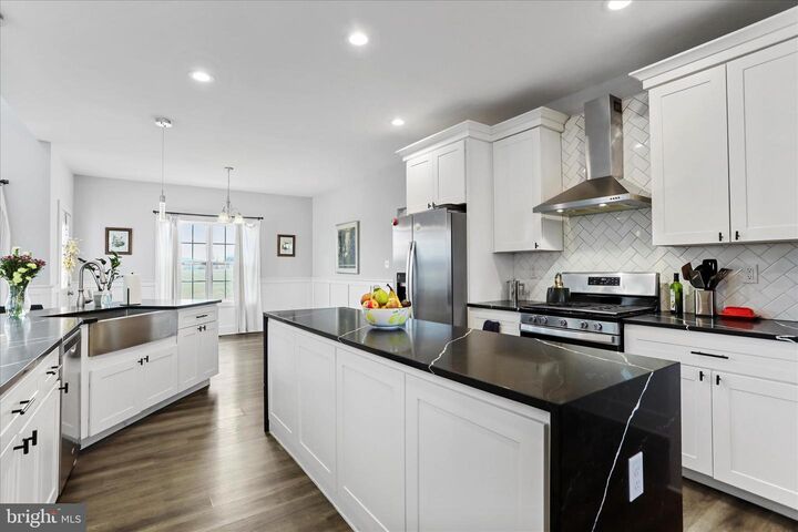 Property Photo: 219 Summerfield Way WV 25442