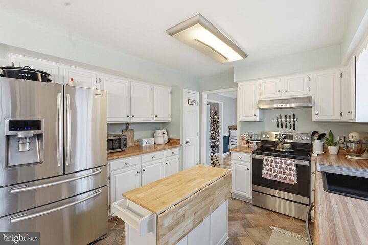 Property Photo:  2076 Aquia Drive  VA 22554 