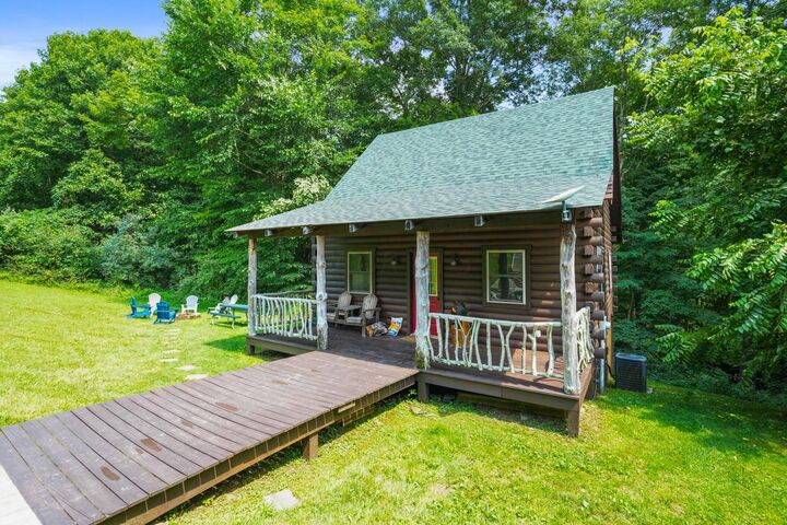 Property Photo:  17260 Krinn Unger Keck Road  OH 43138 