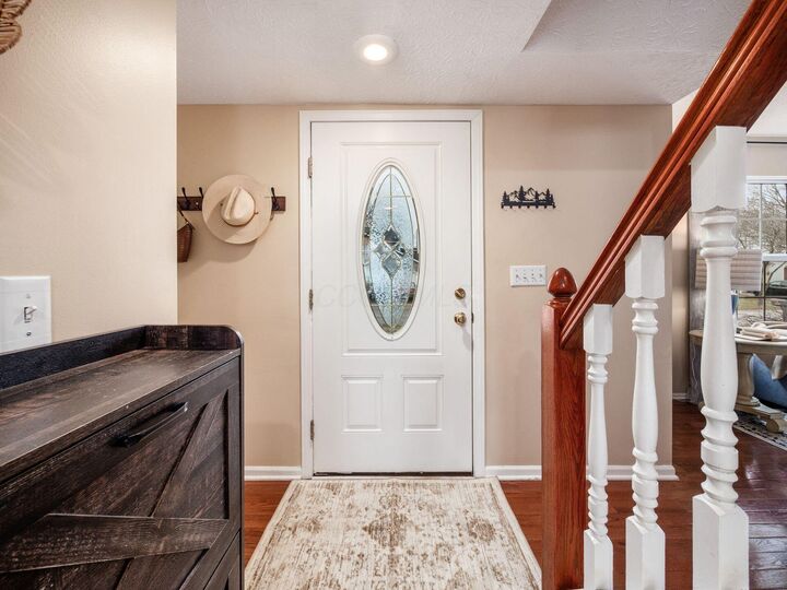 Property Photo:  6876 Spruce Pine Drive  OH 43235 