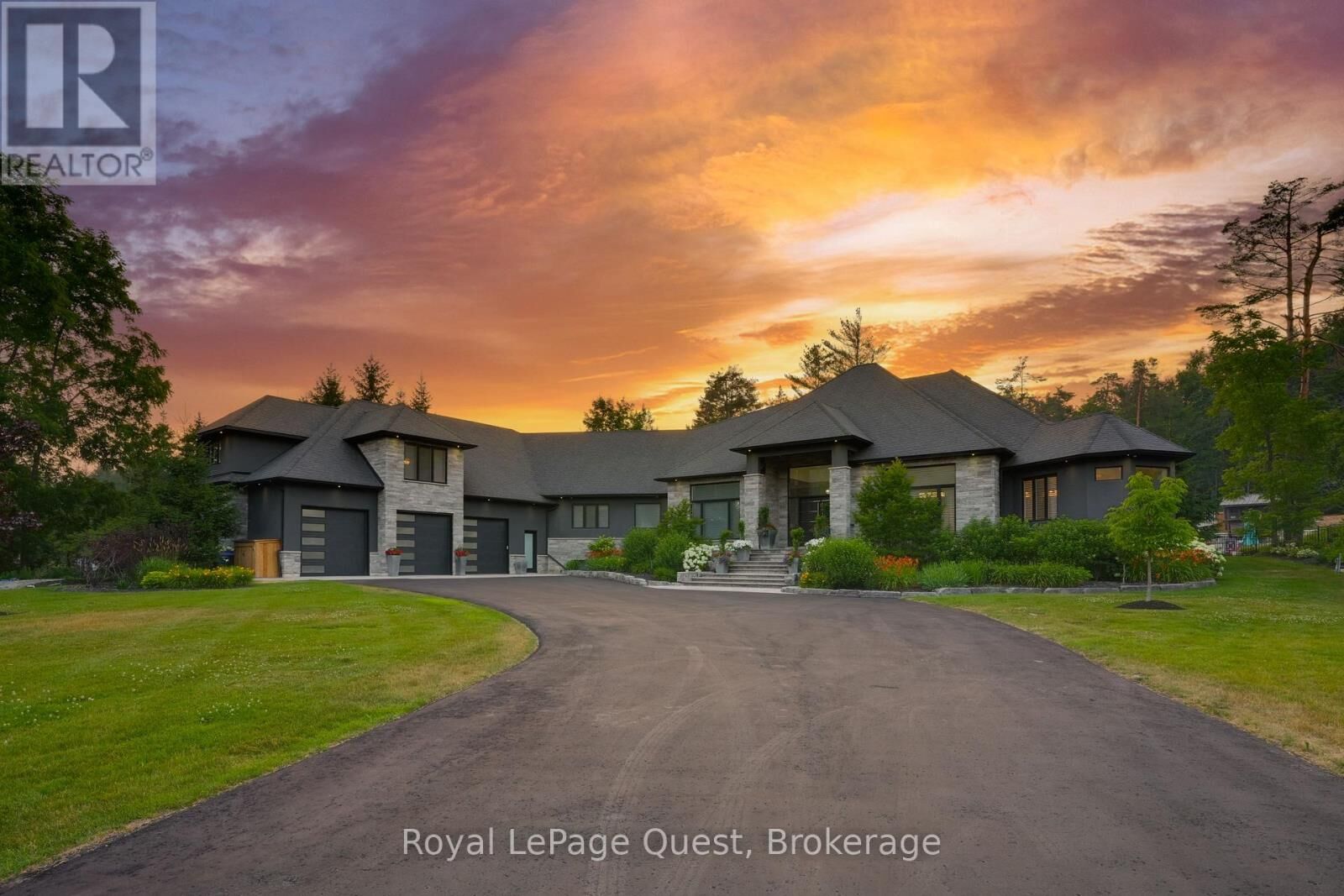 Property Photo:  8 Midves Court  ON L9X 0P3 