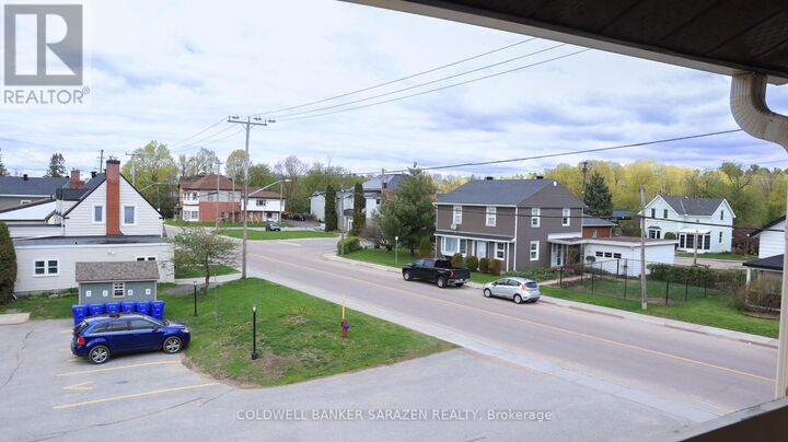Property Photo: 190 Elgin Street West 302 ON K7S 1P1