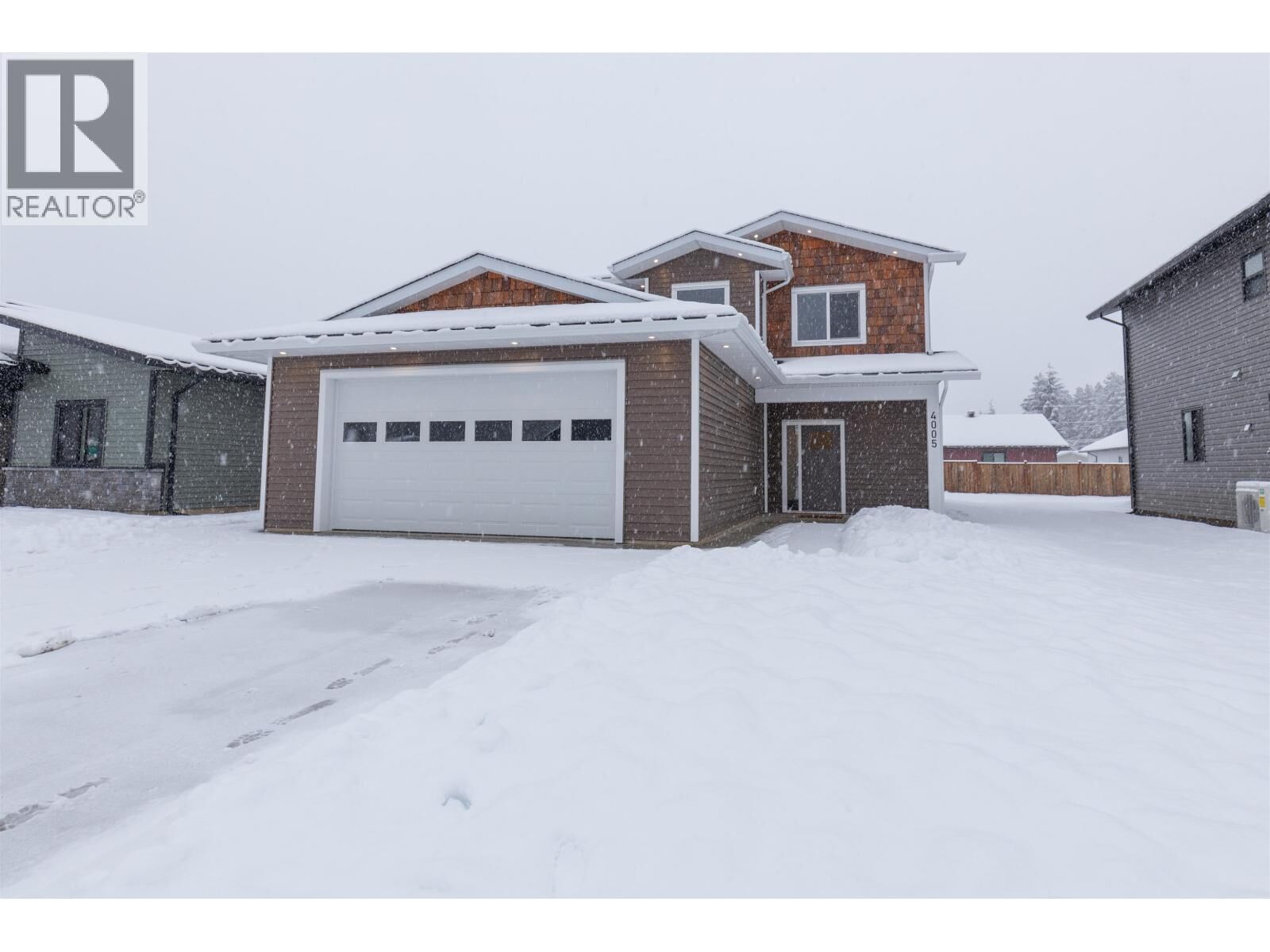 Property Photo:  4005 Nash Drive  BC V8G 0L3 