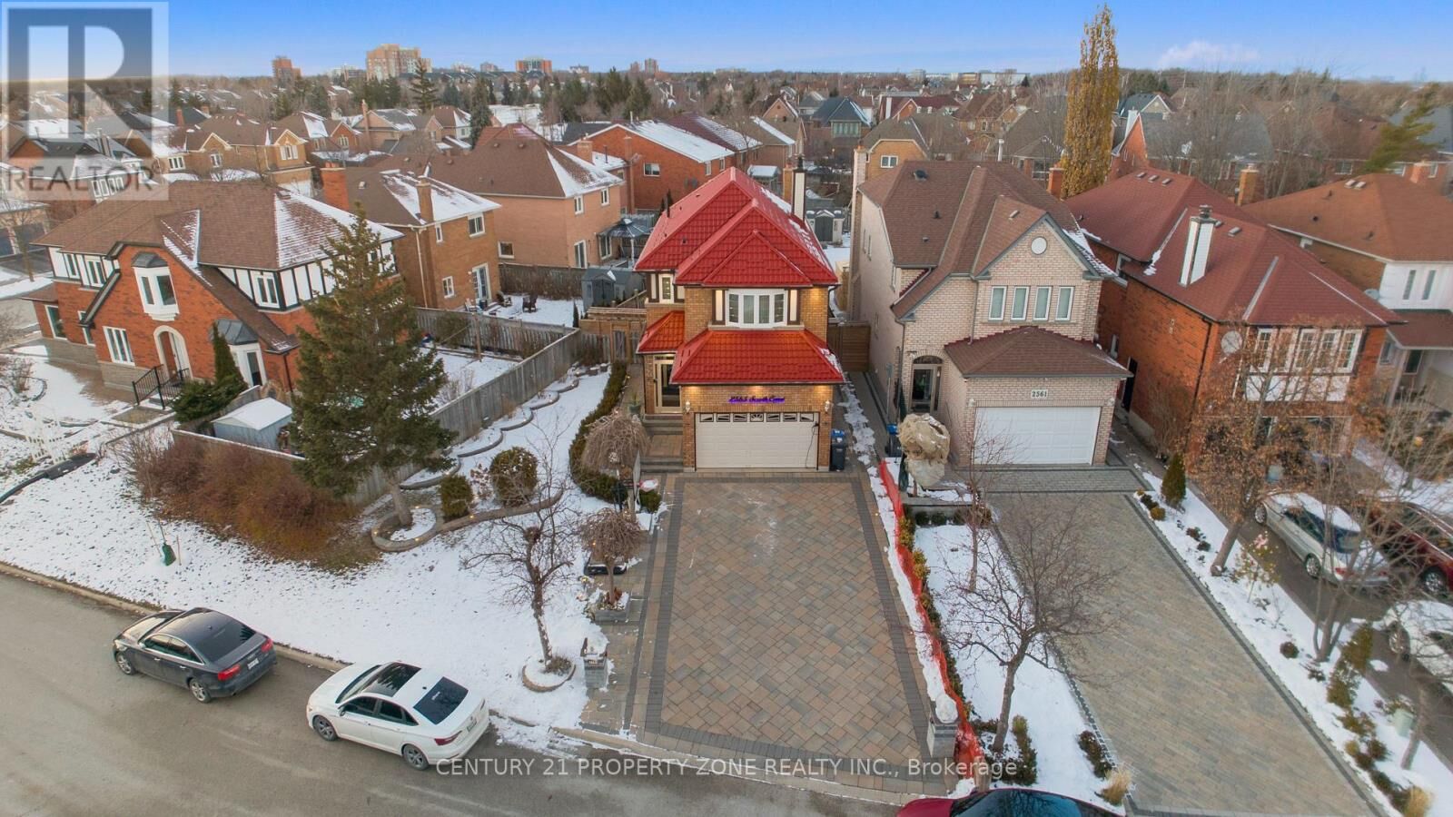 Property Photo:  2565 Scarth Court  ON L5M 5L2 