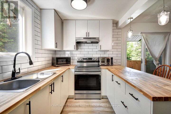 Property Photo:  2289 Loop Road 4  ON K0L 3C0 